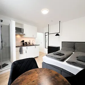 Vibehome - Stadtmitte , Dusseldorf Germany